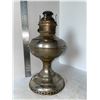 Image 2 : kerosene lamp Naugatuck center