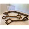 Image 1 : Log Cant hoo and vintage wrenches