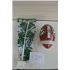 Image 2 : Saskatchewan Roughrider coin bank and windsock
