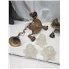 Image 2 : 3 Vintage brass light fixtures