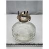Image 2 : Clear glass oil lamp - no chimney