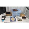 Image 1 : Collection of household items - wicker baskets, electric knife, water fountain pump, containers, etc