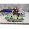 Image 2 : 2004 Gene Autry vintage style wind up tin toy, in original box - excellent condition, works