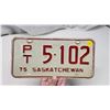 Image 3 : 1975 Saskatchewan license plate - P/T 5-102