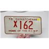 Image 3 : 1973 RCMP Saskatchewan license plate - X 162