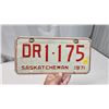 Image 3 : 1971 Saskatchewan license plate - DR 1-175