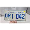 Image 3 : 1972 Saskatchewan license plate - DR 1-042