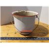 Image 1 : White & Red Chamber Pot