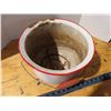 Image 2 : White & Red Chamber Pot