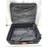 Image 3 : Large "Air Canada" luggage bag - clean inside