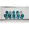 Image 1 : 10 glass insulators - 1 clear & 9 blue