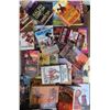 Image 1 : Lot of books