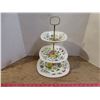 Image 1 : Vintage Porcelain 3-tiered Pastry Stand (England)