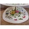 Image 4 : Vintage Porcelain 3-tiered Pastry Stand (England)