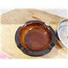 Image 2 : 2 Ashtrays