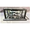 Image 1 : UT MODELS 1/18 1978 CHEVROLET CORVETTE DIE CAST MODEL CAR IN DISPLAY CASE