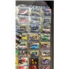 Image 2 : LOT OF ASSORTED NASCAR CARDS