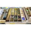 Image 2 : LARGE BOX OF ASSORTED HOCKEY CARDS