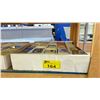 Image 1 : LARGE BOX OF ASSORTED HOCKEY CARDS