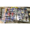 Image 2 : BINDER OF ASSORTED HOCKEY CARDS