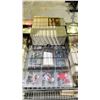 Image 3 : LARGE LOT OF ASSORTED HOCKEY CARDS