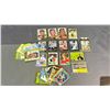 Image 1 : LOT OF ASSORTED HOCKEY & BASEBALL CARDS