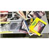 Image 4 : LOT OF ASSORTED VINTAGE MOVIE POSTERS & PHOTOGRAPHS