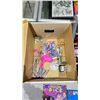 Image 5 : LOT OF ASSORTED SPICE GIRLS COLLECTIBLES INCLUDING; DOLLS, OFFICIAL SNAPSHOT ALBUM, FIGURINE & MORE