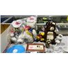 Image 2 : LOT OF ASSORTED OLYMPICS COLLECTIBLES INCLUDING; STUFFED ANIMALS, FRISBEE, CUPS & MORE