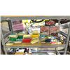 Image 1 : SHELF OF ASSORTED CAR COLLECTIBLES INCLUDING; '56 THUNDERBIRD KIT, AUTOMOTIVE INFO CARDS, DIE CAST