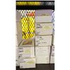 Image 3 : LARGE LOT OF ASSORTED FOOTBALL CARDS