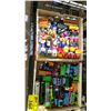 Image 2 : SHELF OF ASSORTED TOYS