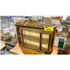 Image 1 : ORNATE DISPLAY SHELF 25" X 5" X 20"