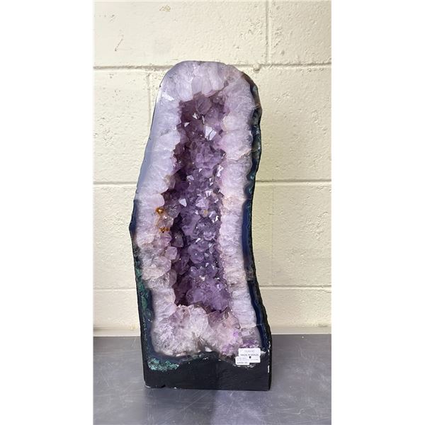 AMETHYST CATHEDRAL GEODE 15KG APPROX 17.5X8  RETAIL $4500