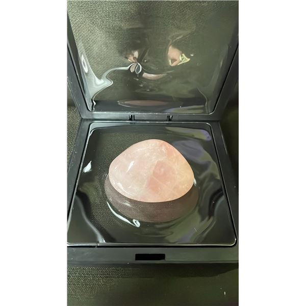 ROSE QUARTZ STONE