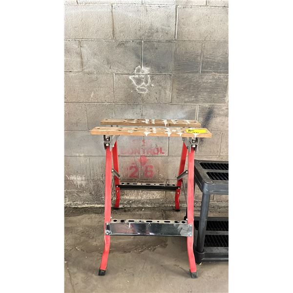 FOLDING WORK BENCH