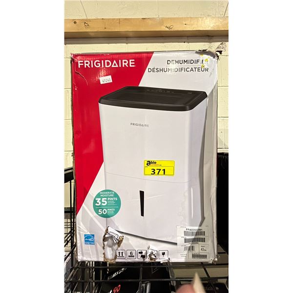 FRIGIDAIRE DEHUMIDIFIER *UNKNOWN WORKING CONDITION/ MAY BE MISSING PIECES*