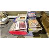 Image 1 : PALLET OF ASSORTED RECORDS