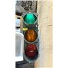 Image 1 : TRAFFIC LIGHT