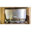 Image 2 : NXR 3 BURNER TABLE TOP PROPANE GAS GRILL