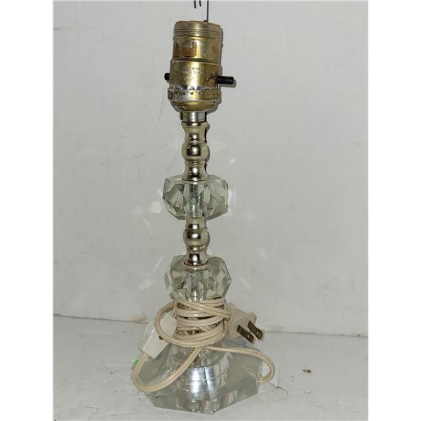 Single lamp / antique