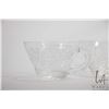 Image 2 : Very large vintage pressed glass punch bowl 17" in diameter and 7" in height plus sixteen grape and 