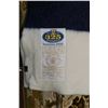 Image 2 : Hudson's Bay Company 325th Anniversary, six point wool blanket
