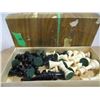 Image 1 : CHESS GAME PIECES