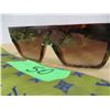 Image 2 : LOUIS VUITTON STYLE TIE & GLASSES