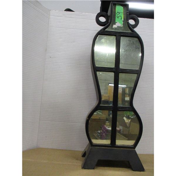 MIRRORED VASE