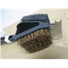 Image 2 : NEW:  3 FUNCTION BBQ BRUSH