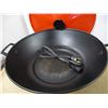 Image 2 : ESTATE:  ELECTRIC WOK