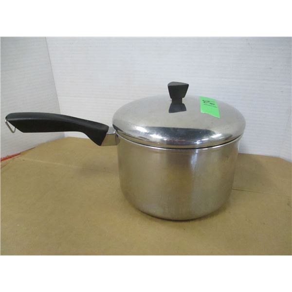 ESTATE:  POT C/W LID