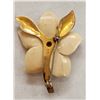 Image 2 : Large 10K Gold Ivory Dogwood With Gold Nugget